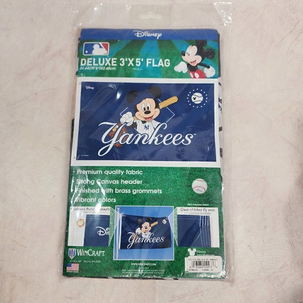 MLB Disney New York Yankees 3'x 5' Wincraft Deluxe Mickey Flag New